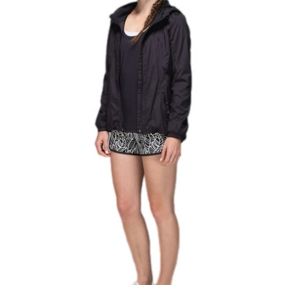 Lululemon Run: Speed Short *2-way Stretch Pretty Palm Black Angel Wing / Black - Picture 8 of 10